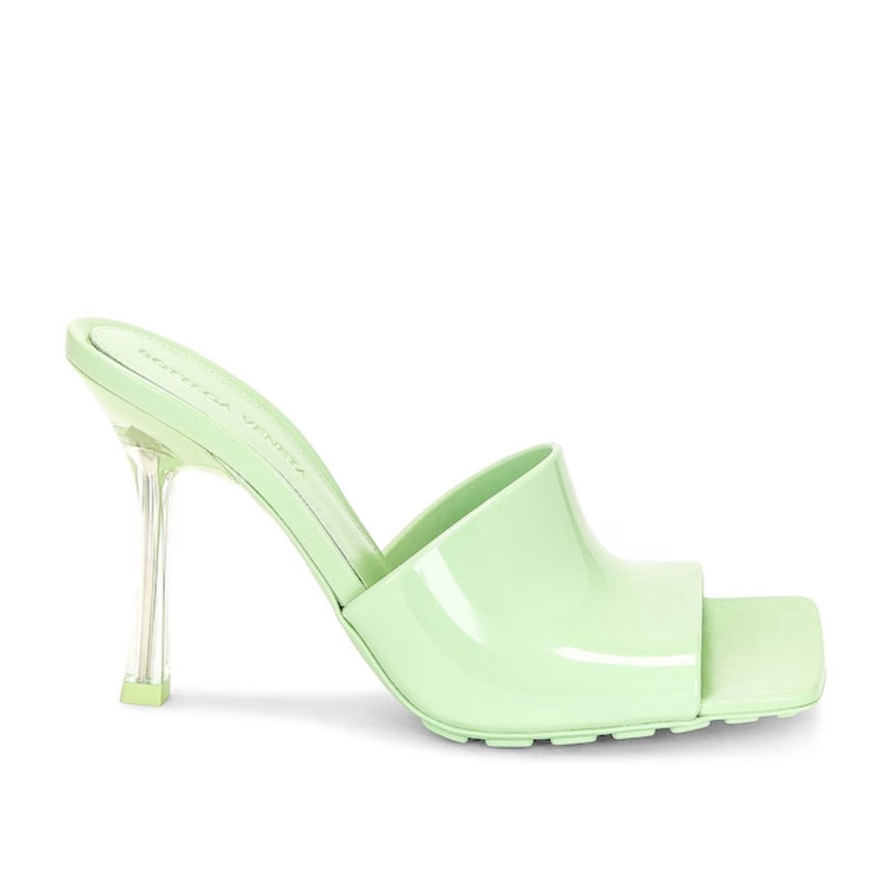 Bottega Veneta Pudding Stretch Mule Sandals - Picture 4 of 5